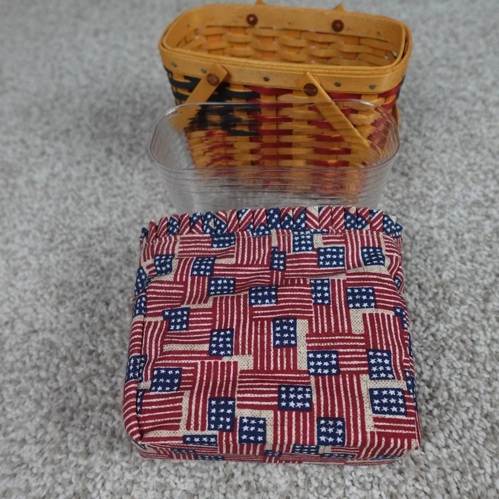 Longaberger‎ 2002 Collectors Club Miniature Flag Basket Red White Blue Patriotic